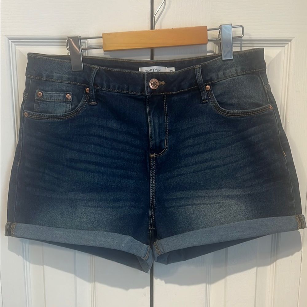 My Style Blue Denim Cuffed Shorts‎ Size 12